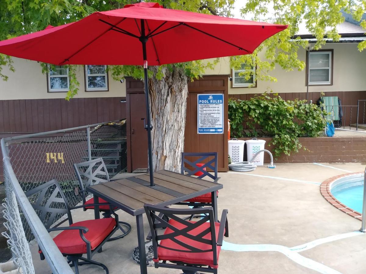 Bell'S Motor Lodge Motel - Spearfish Extérieur photo