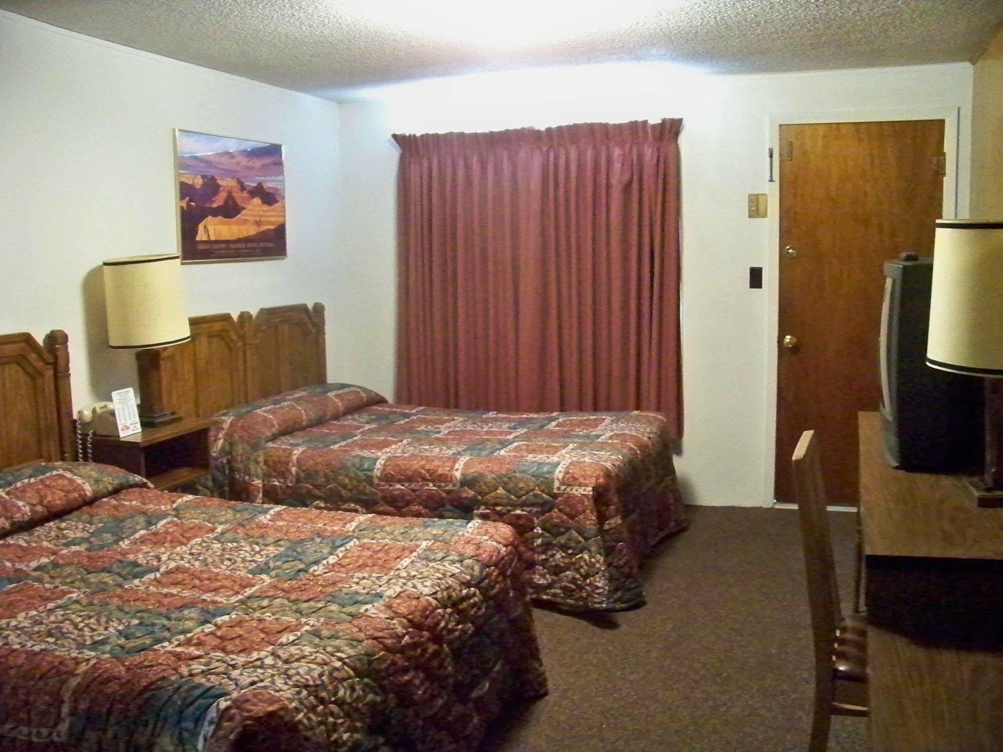 Bell'S Motor Lodge Motel - Spearfish Extérieur photo